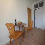 Apartment Haus Felsenpost *