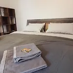 Haus Felsenpost דירה *
